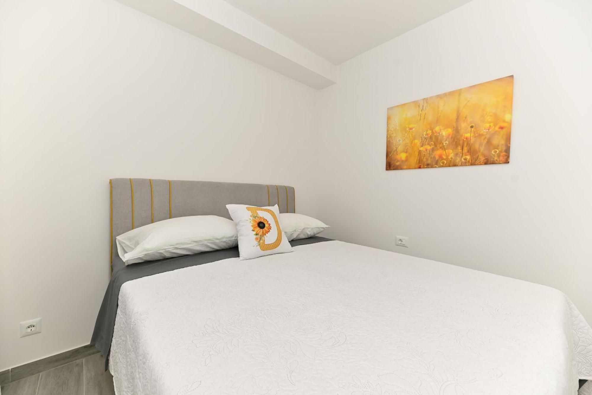 Apartments Diva Trogir Exterior photo